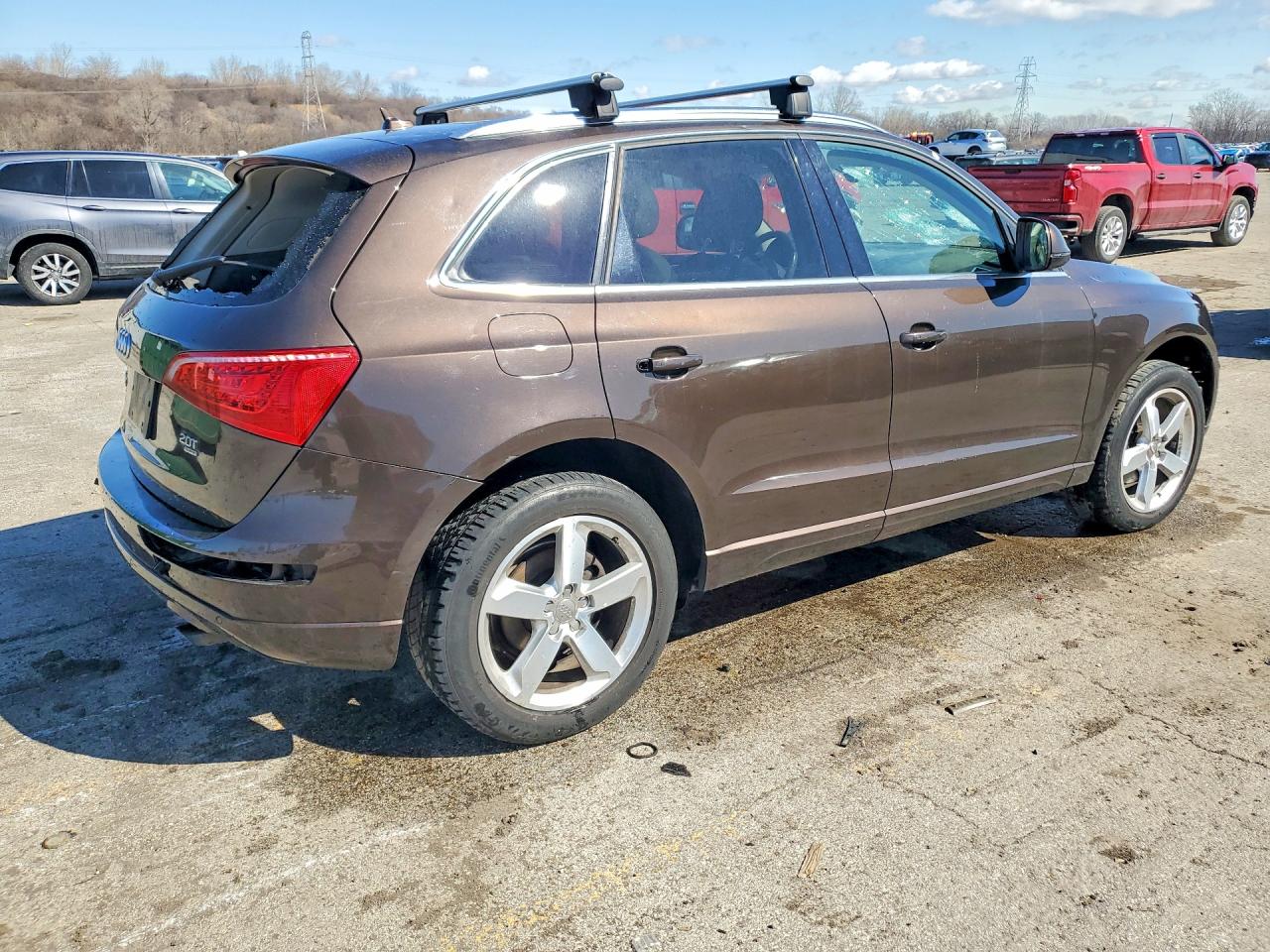 2011 AUDI Q5 PREMIUM PLUS photo 3