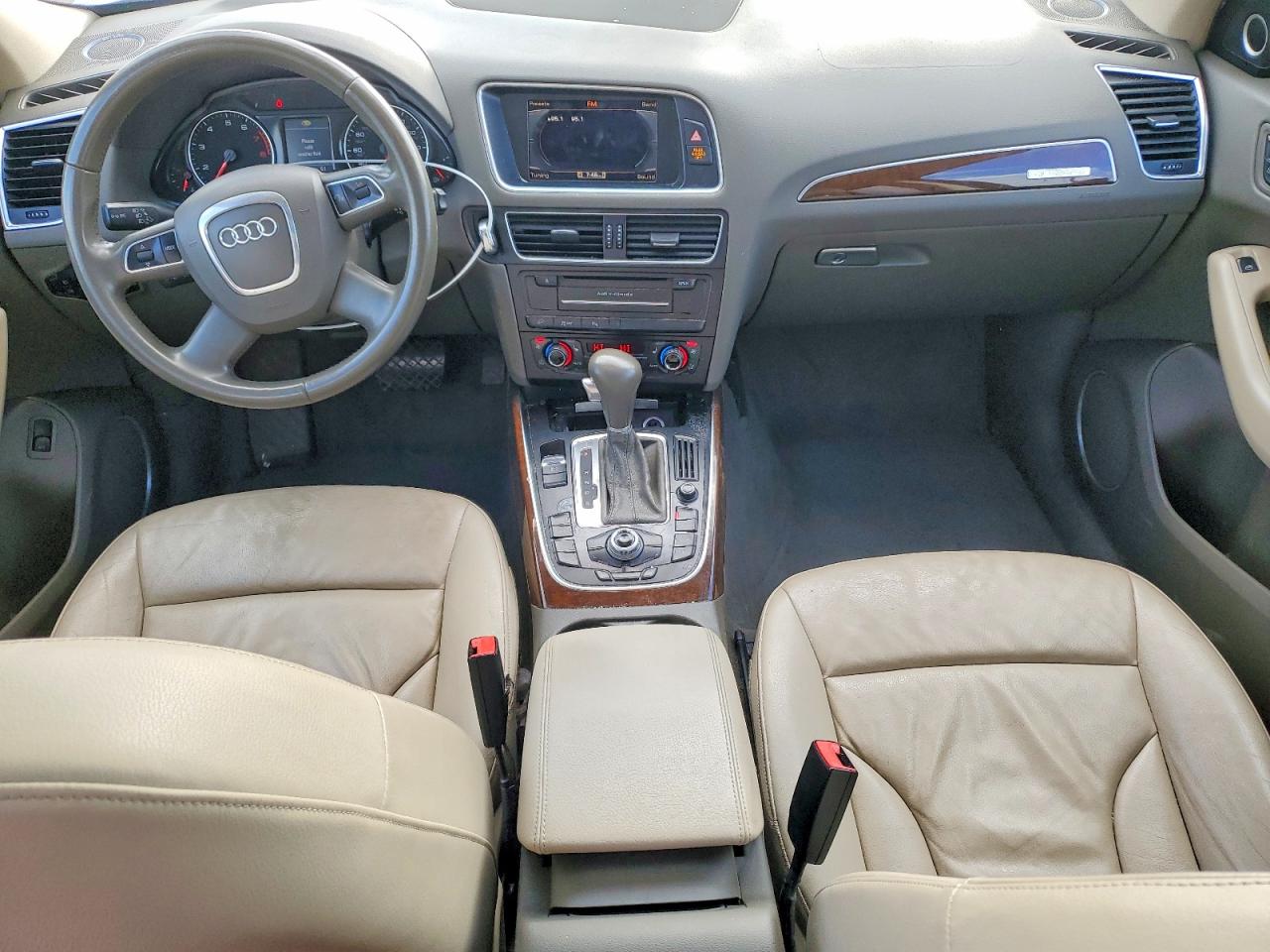 2011 AUDI Q5 PREMIUM PLUS photo 8