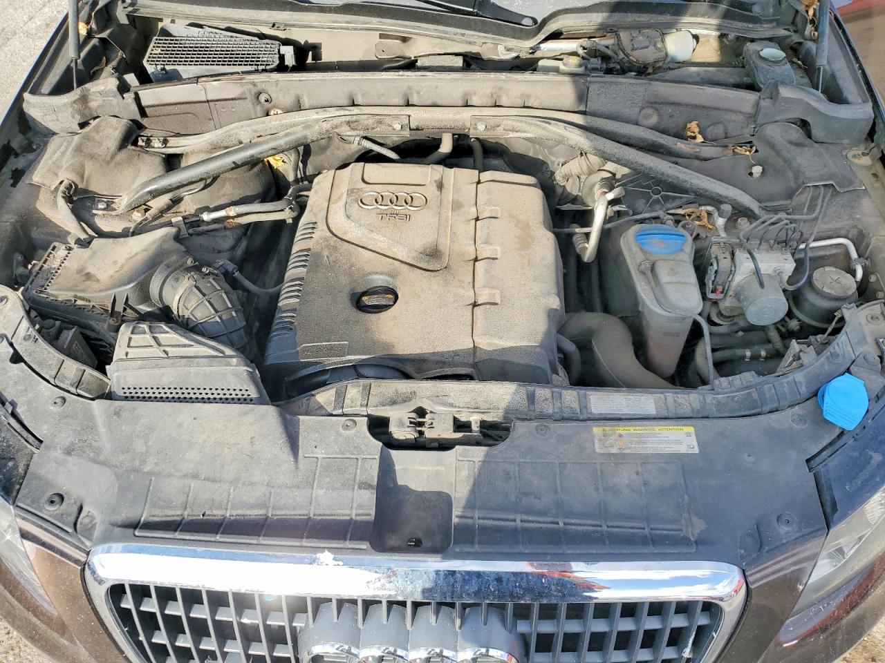 2011 AUDI Q5 PREMIUM PLUS photo 12