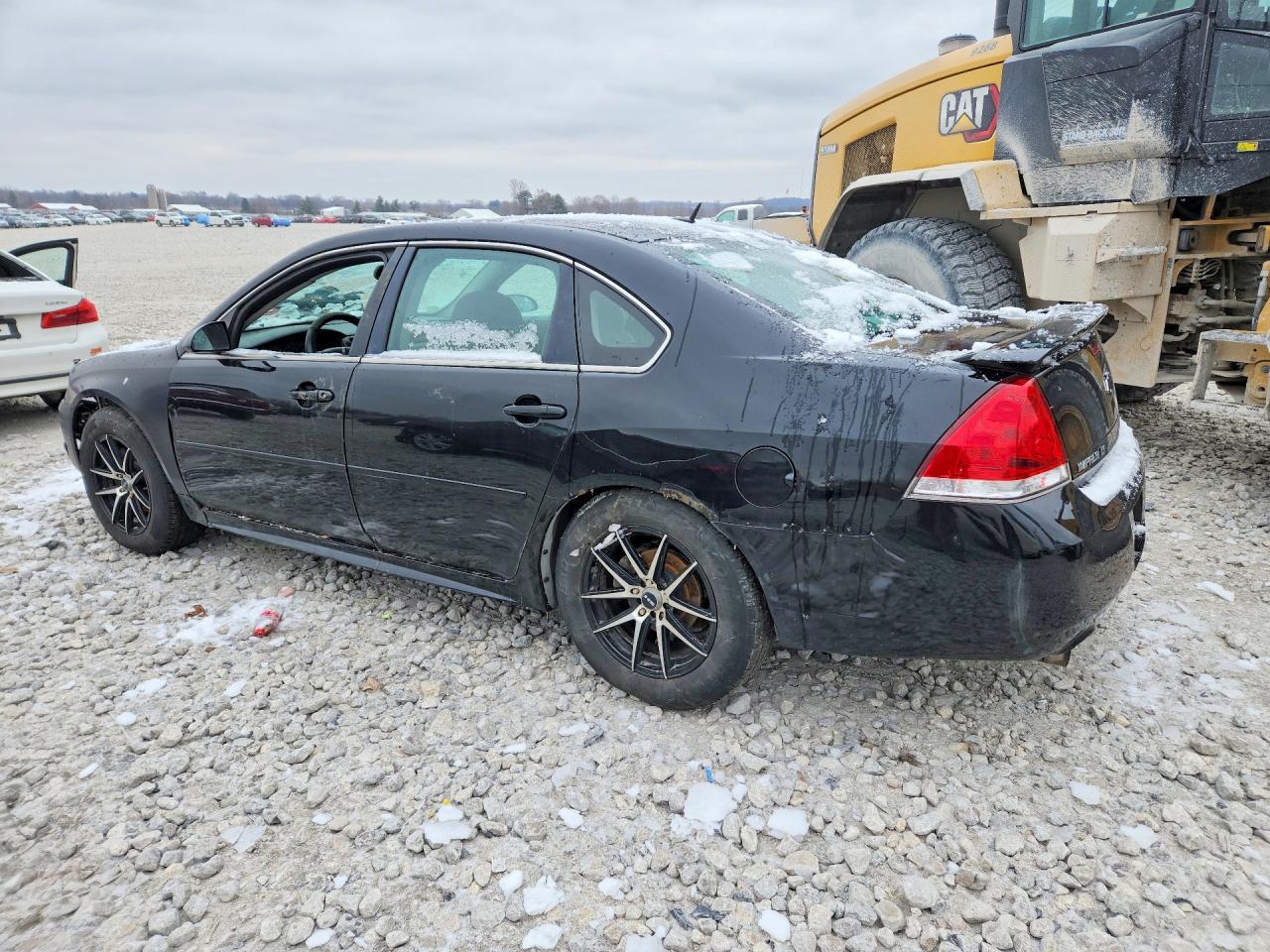 2013 CHEVROLET IMPALA LT photo 2