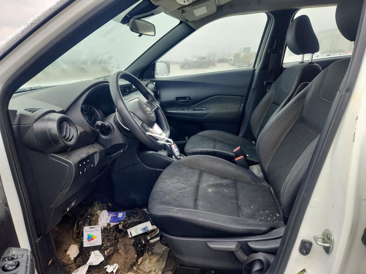 2020 NISSAN KICKS S photo 13