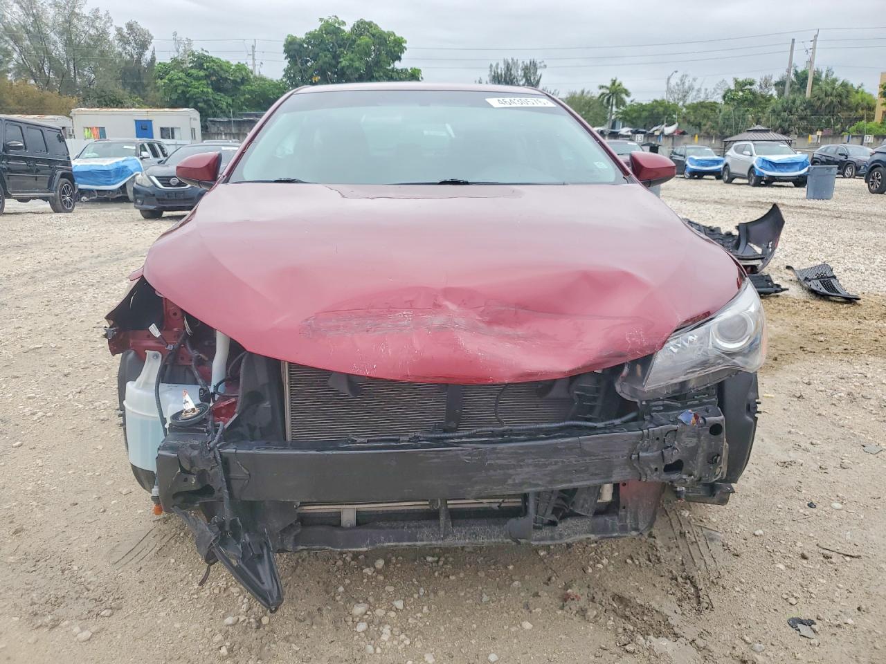 2017 TOYOTA CAMRY SE photo 9