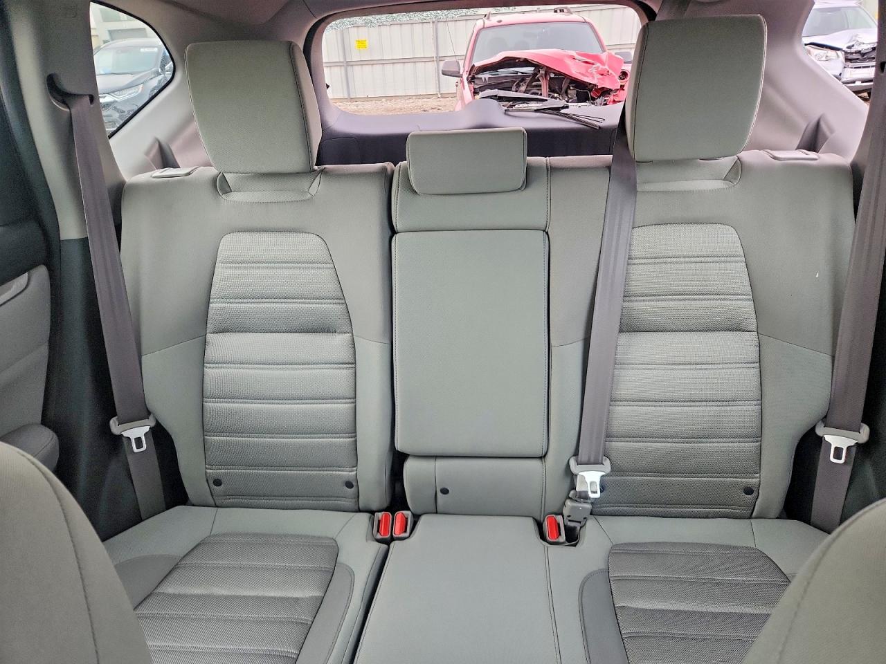 2018 HONDA CR-V LX photo 10