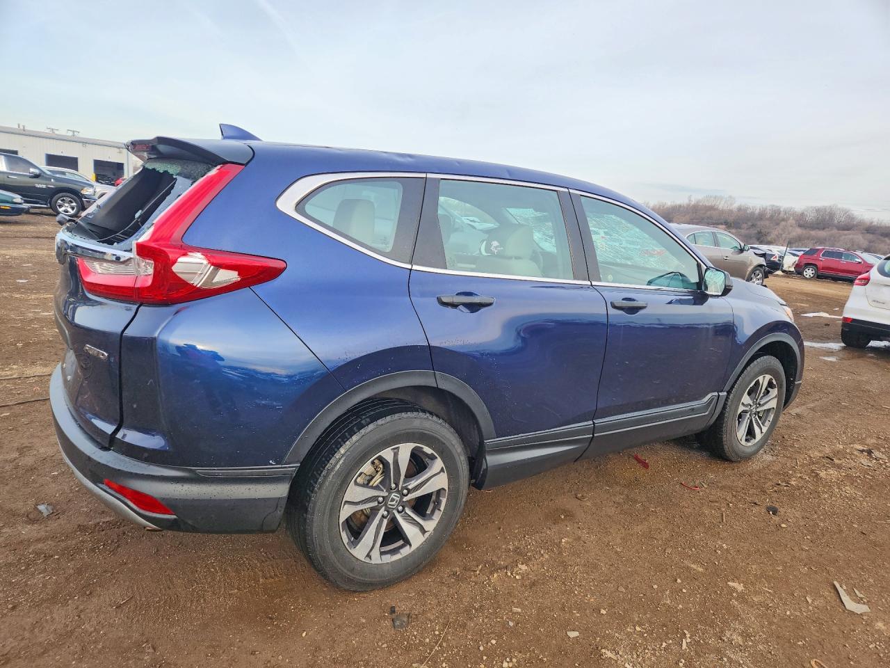 2018 HONDA CR-V LX photo 3
