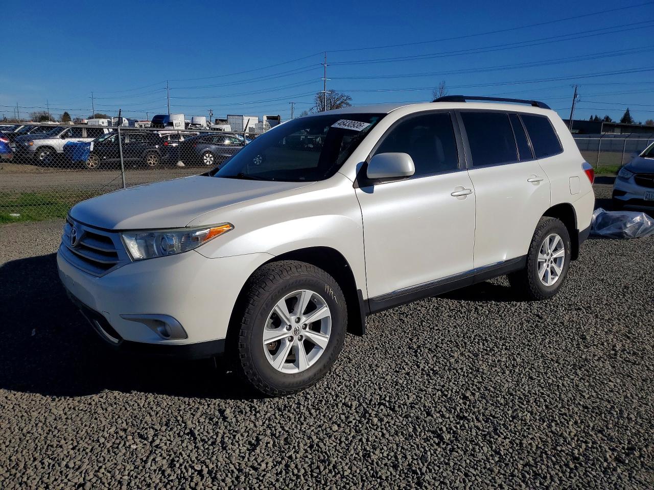 2013 TOYOTA HIGHLANDER