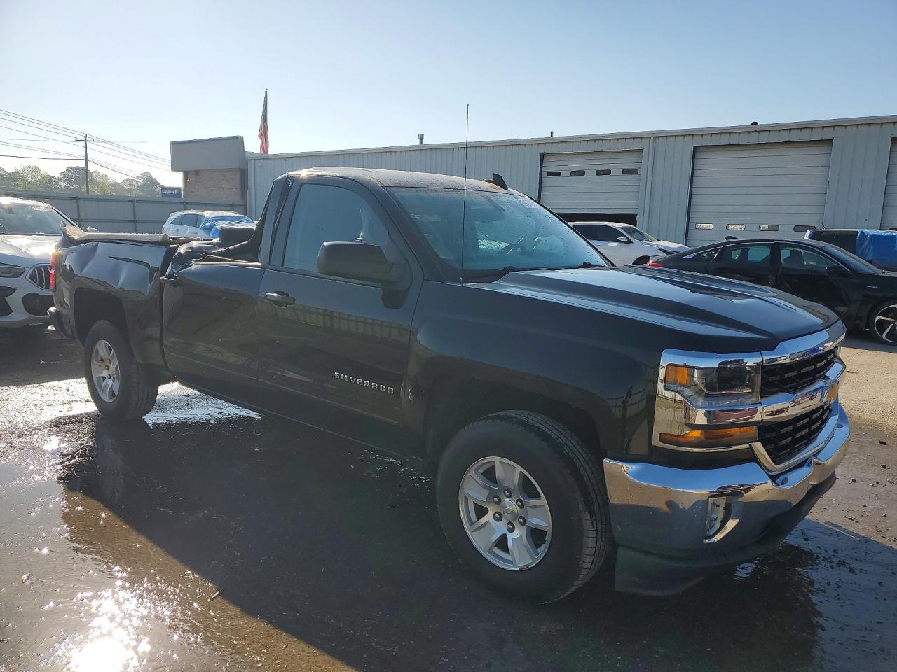 2018 CHEVROLET SILVERADO C1500 LT photo 7