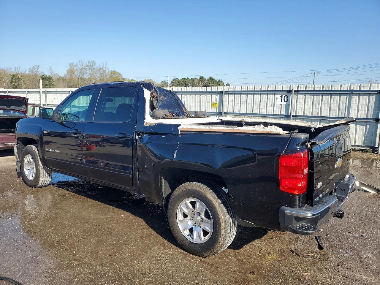 2018 CHEVROLET SILVERADO C1500 LT photo 3