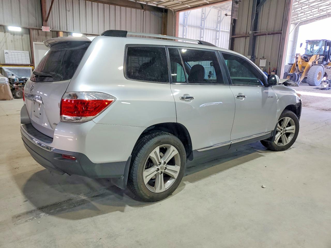 2013 TOYOTA HIGHLANDER LIMITED photo 5