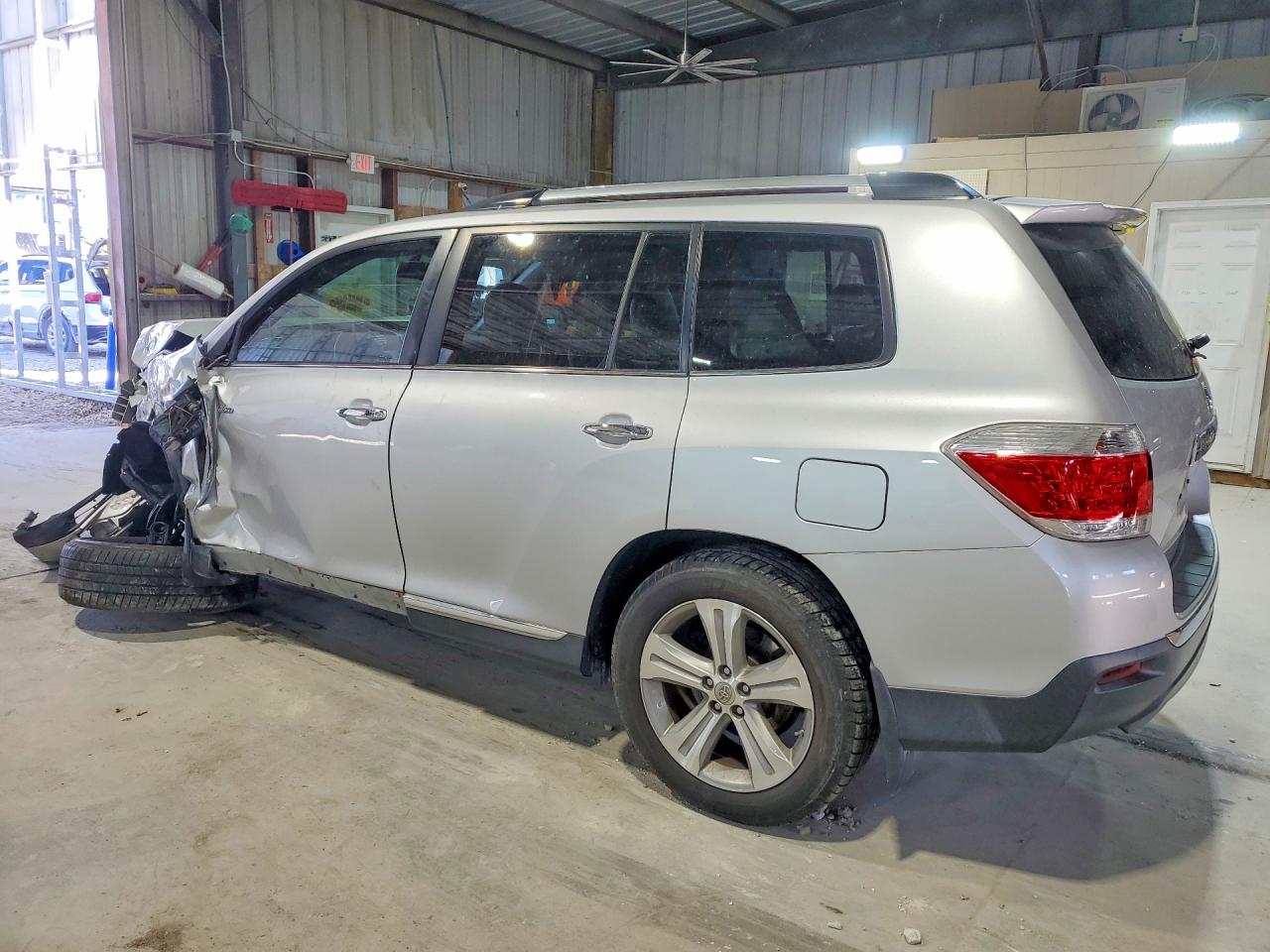 2013 TOYOTA HIGHLANDER LIMITED photo 3