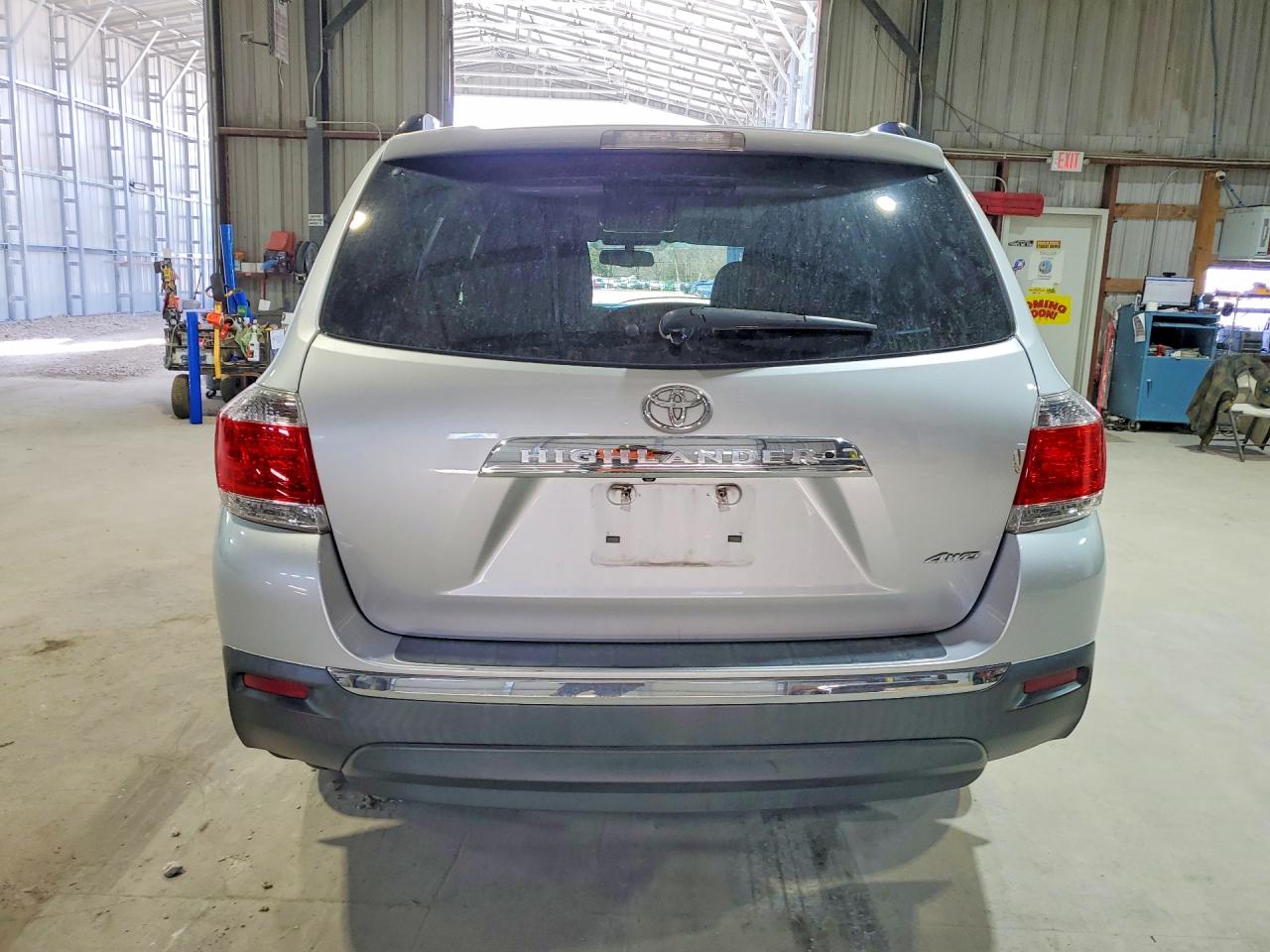 2013 TOYOTA HIGHLANDER LIMITED photo 11