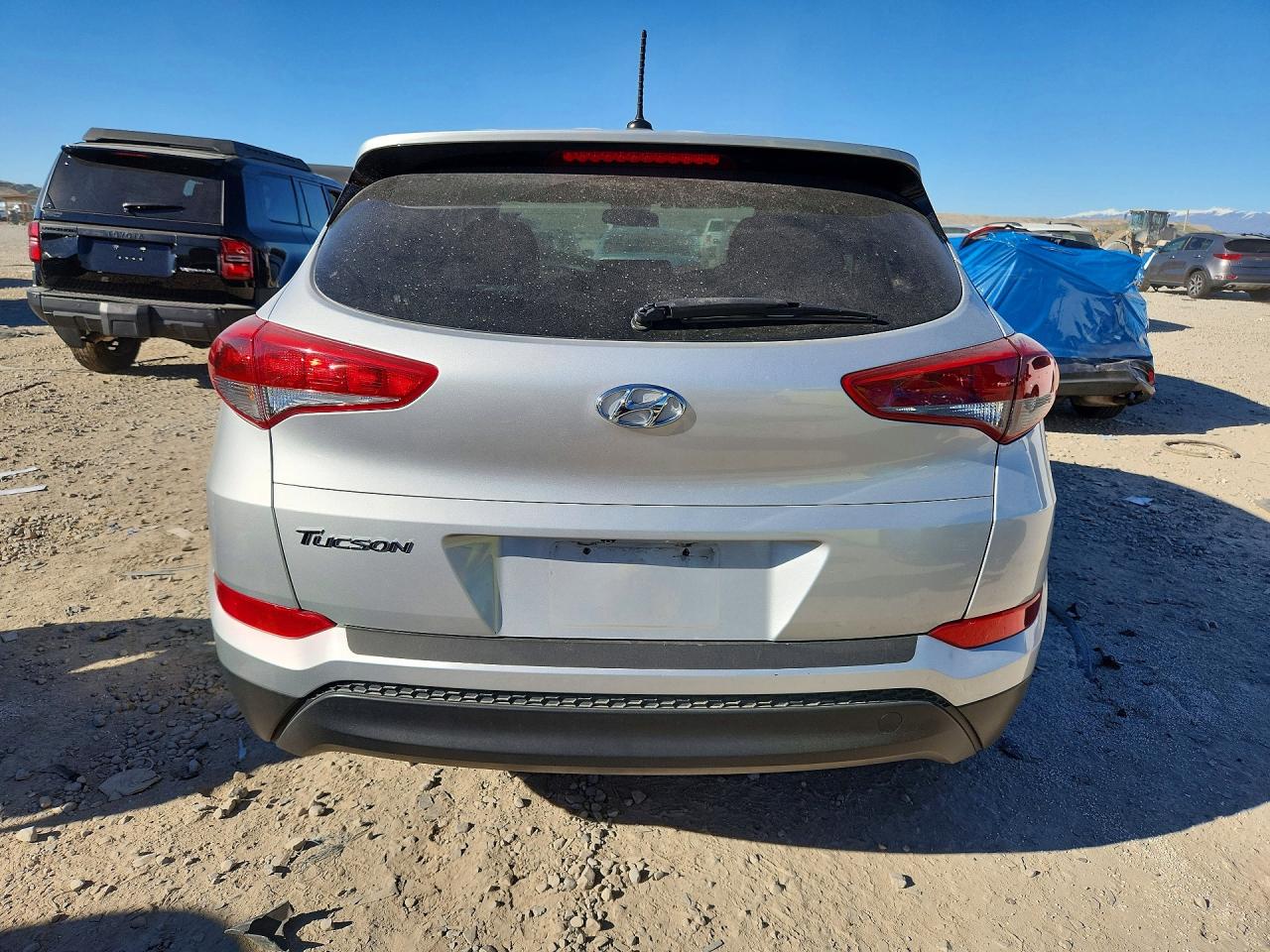 2017 HYUNDAI TUCSON SE photo 6