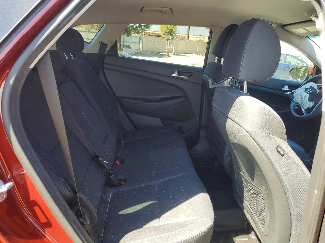 2019 HYUNDAI TUCSON VALUE photo 10