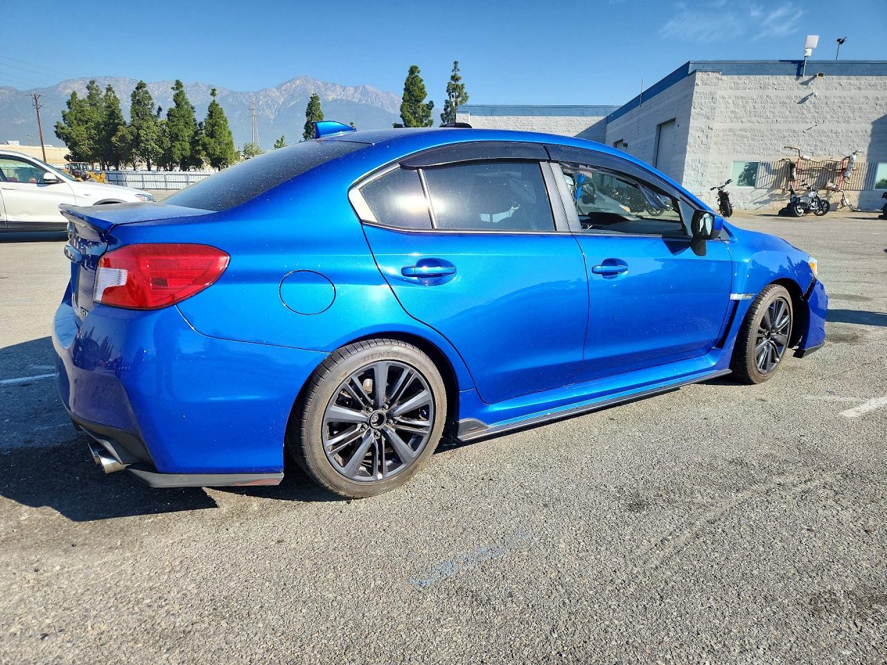2018 SUBARU WRX photo 3