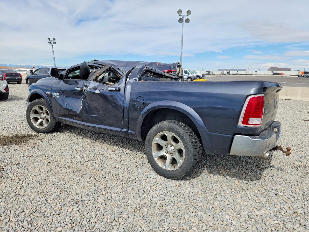 2015 RAM 1500 LARAMIE photo 2