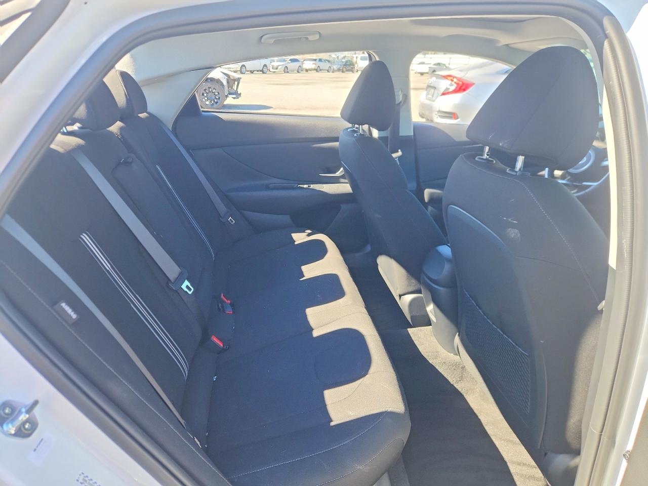 2025 HYUNDAI ELANTRA SEL CONVENIENCE photo 10