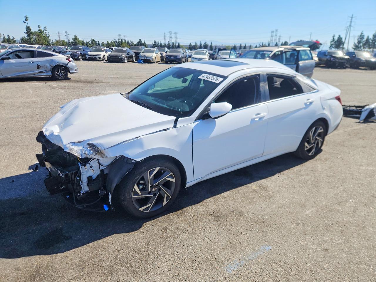 2025 HYUNDAI ELANTRA