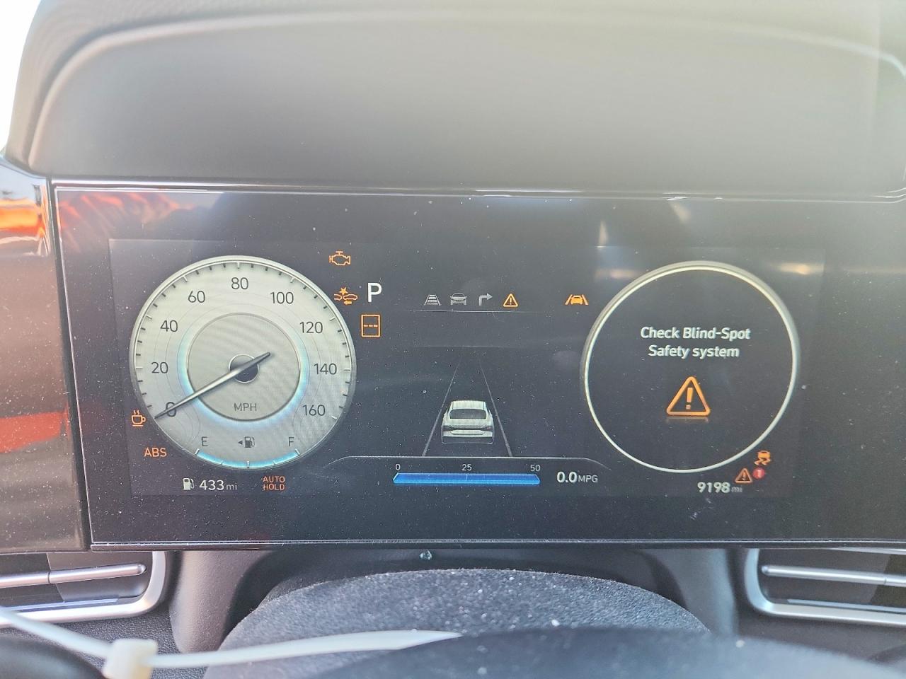 2025 HYUNDAI ELANTRA SEL CONVENIENCE photo 9