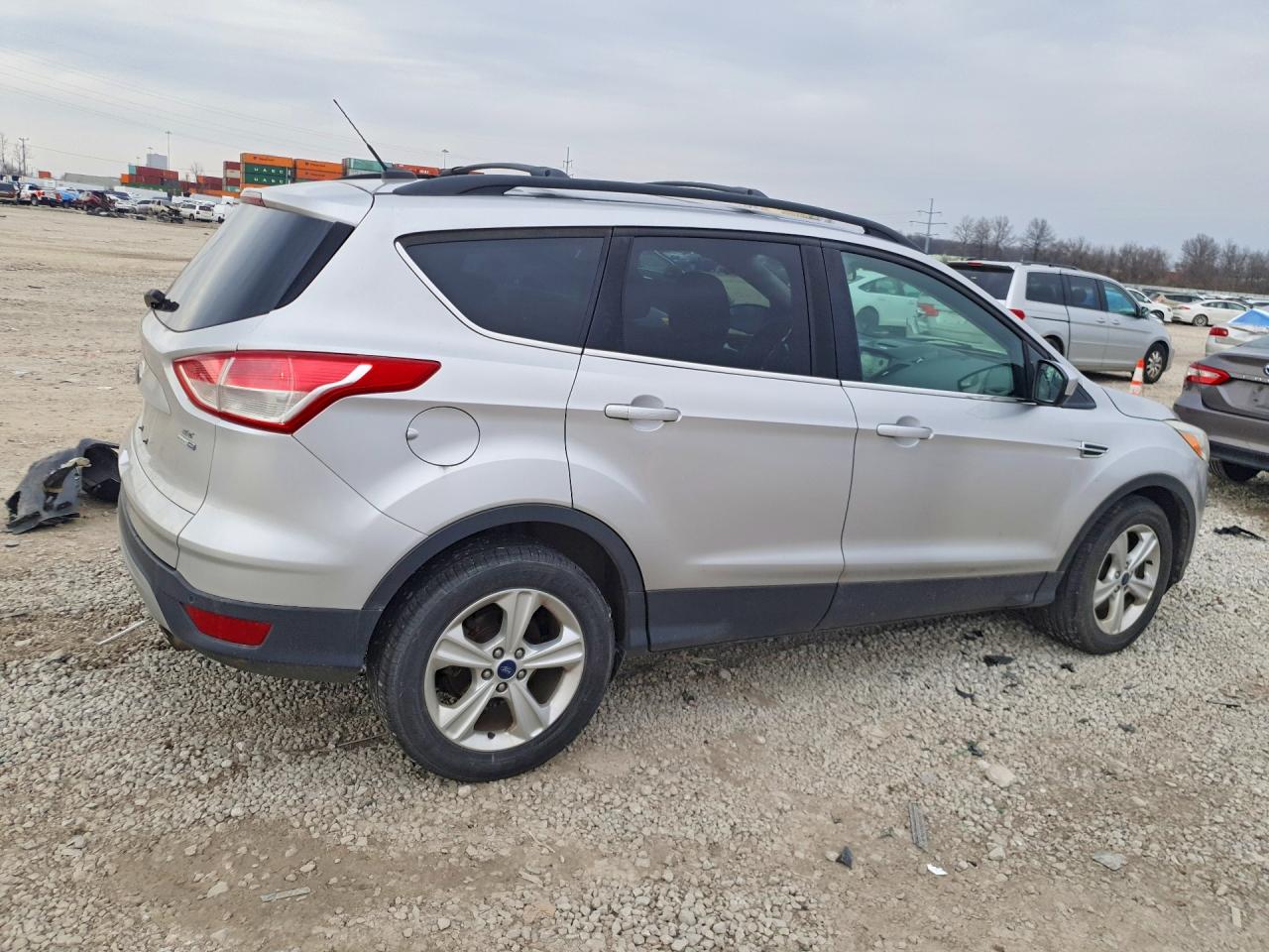 2016 FORD ESCAPE SE photo 5