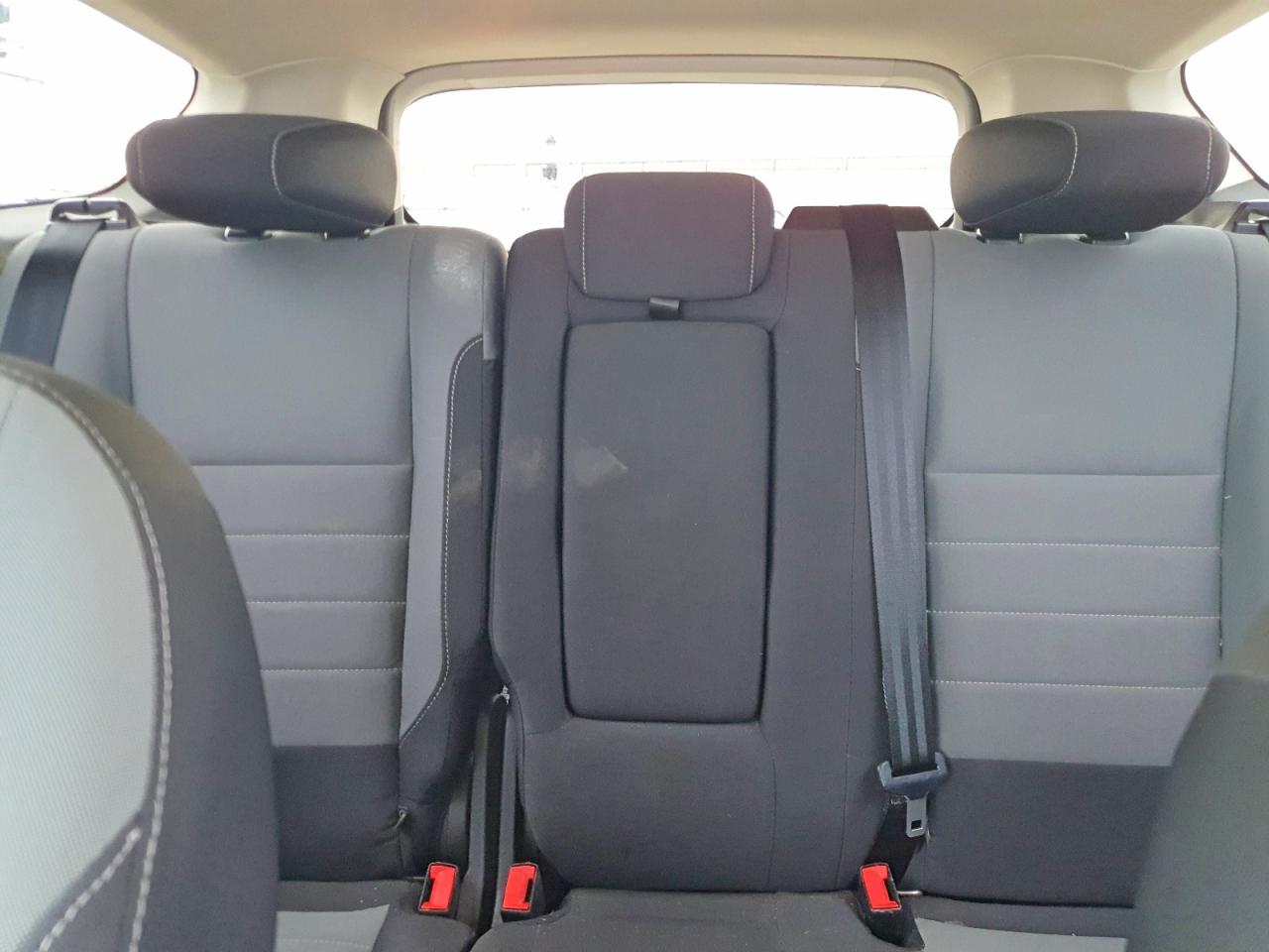 2016 FORD ESCAPE SE photo 19