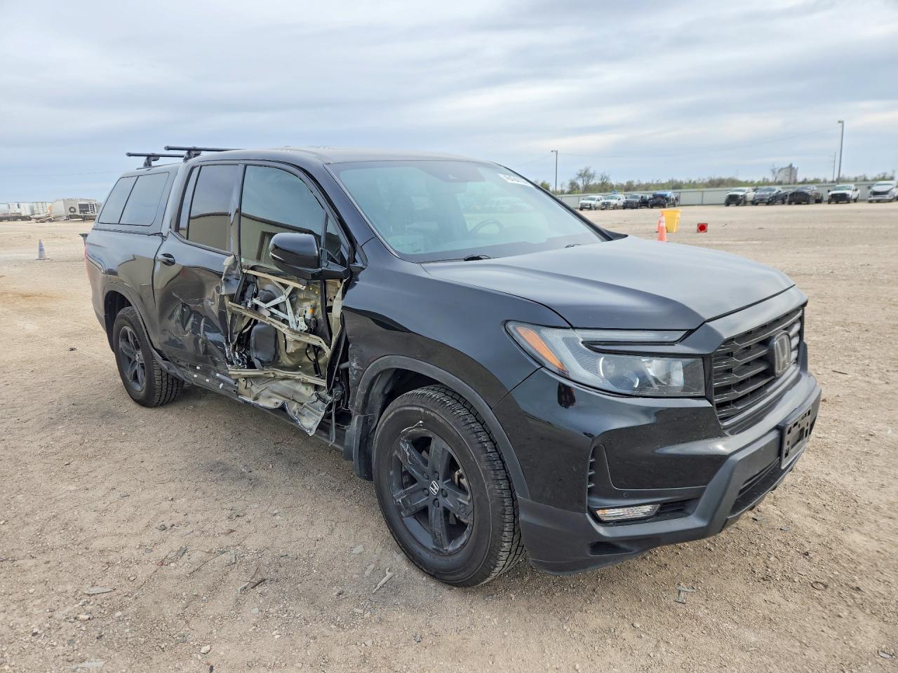 2021 HONDA RIDGELINE BLACK EDITION photo 7