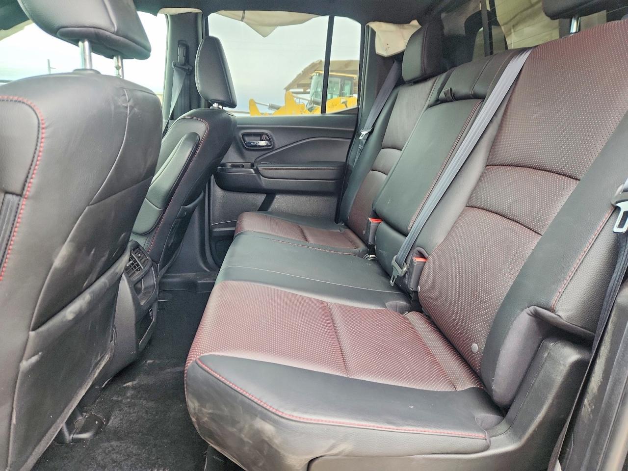 2021 HONDA RIDGELINE BLACK EDITION photo 21