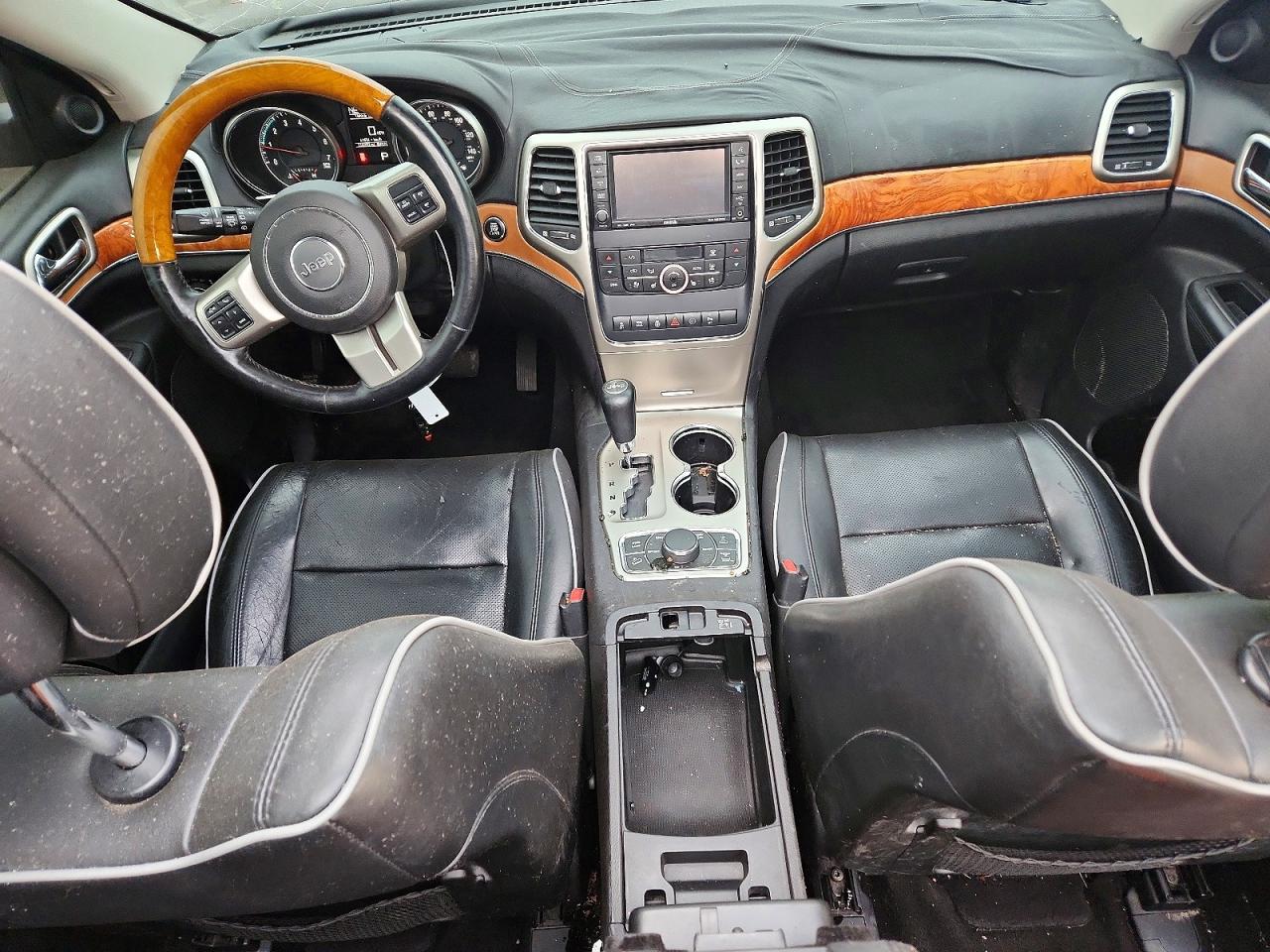 2011 JEEP GRAND CHEROKEE OVERLAND photo 8