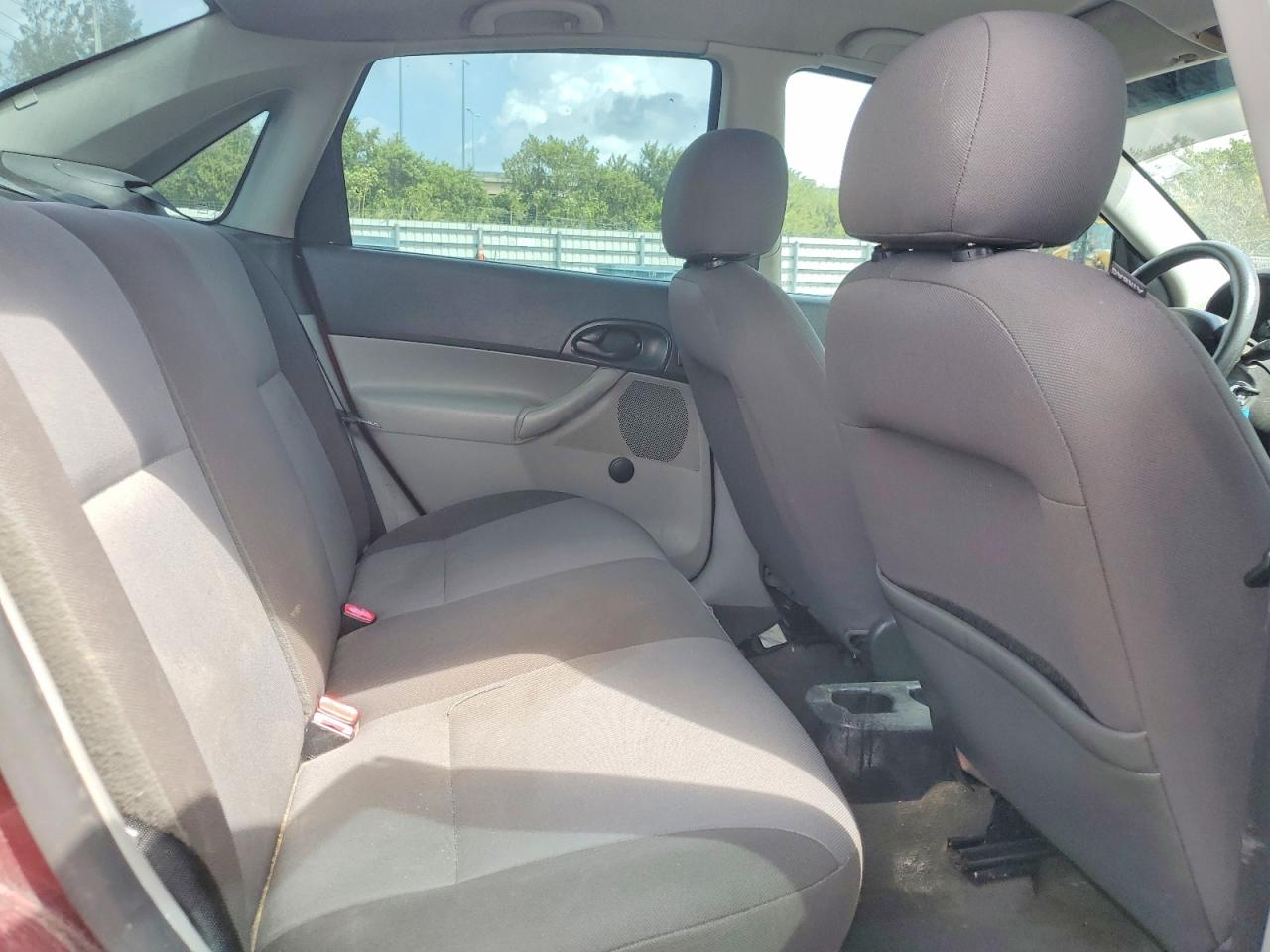 2007 FORD FOCUS ZX4 photo 19