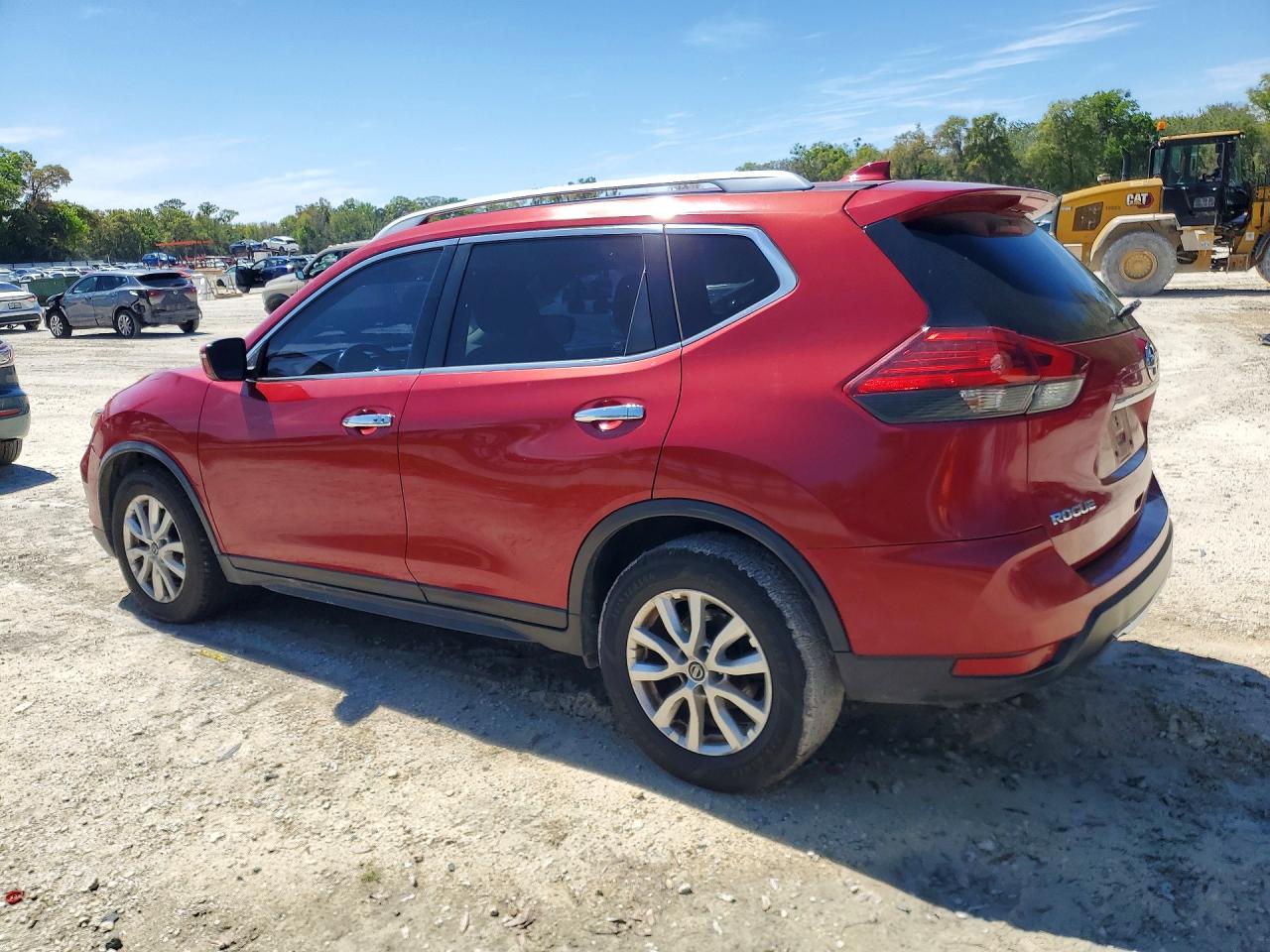 2017 NISSAN ROGUE SV photo 2
