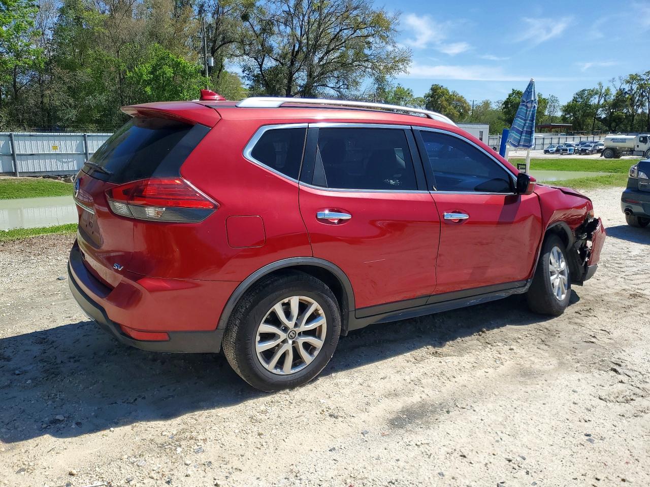 2017 NISSAN ROGUE SV photo 3