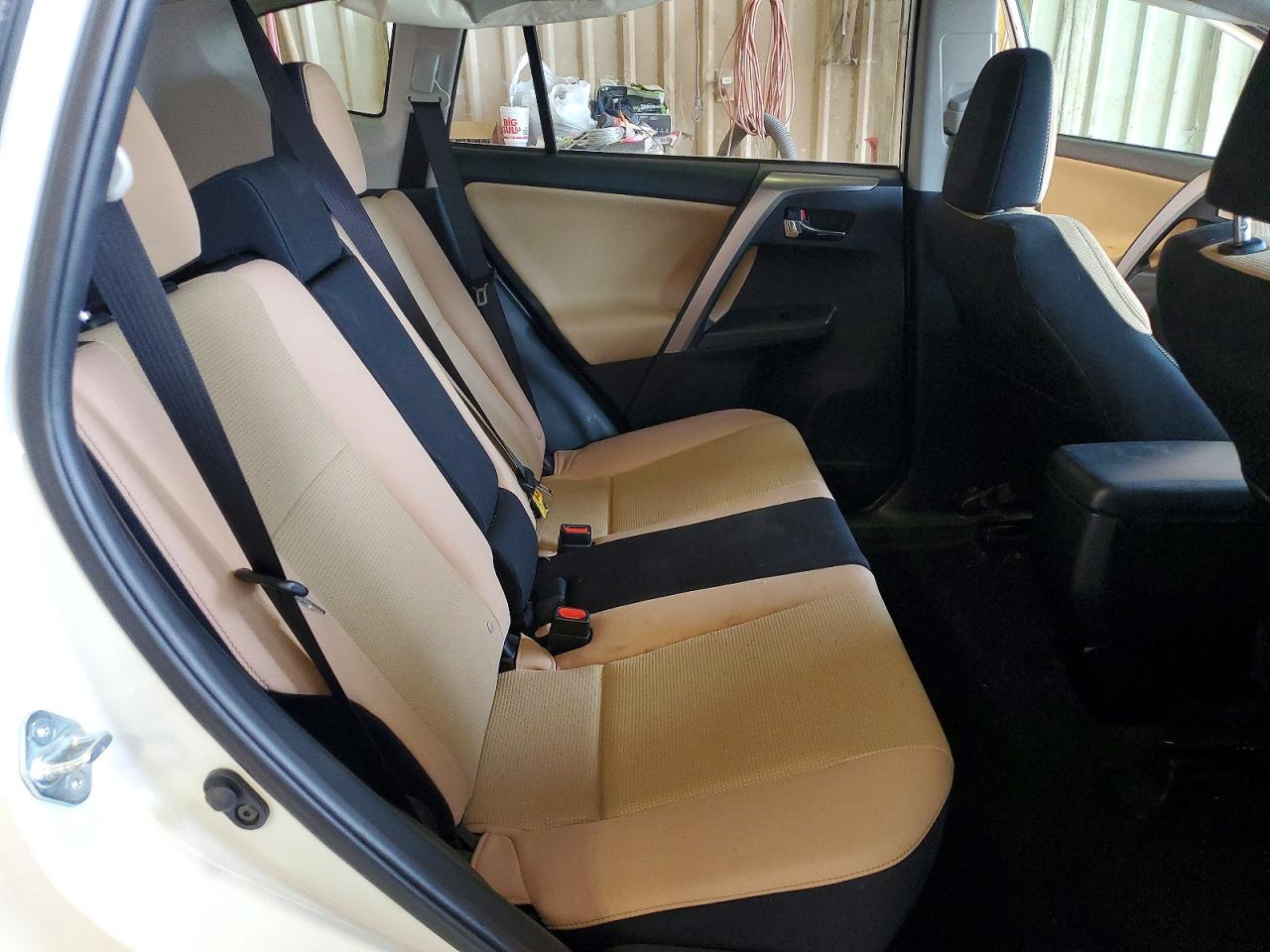 2018 TOYOTA RAV4 XLE photo 21