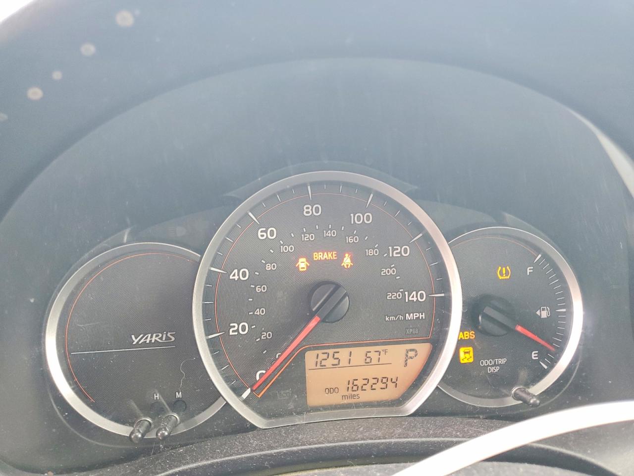 2013 TOYOTA YARIS 5-DOOR L photo 25
