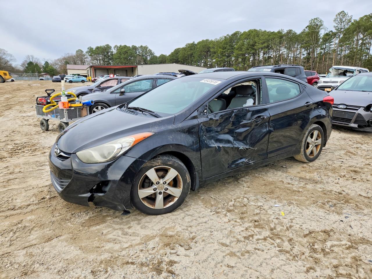 2013 HYUNDAI ELANTRA