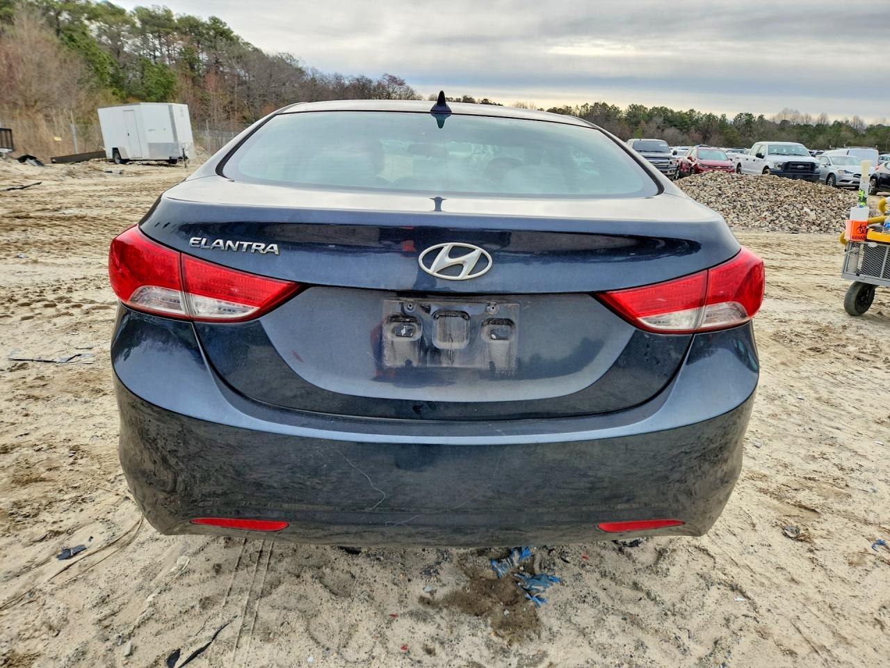 2013 HYUNDAI ELANTRA GLS photo 11