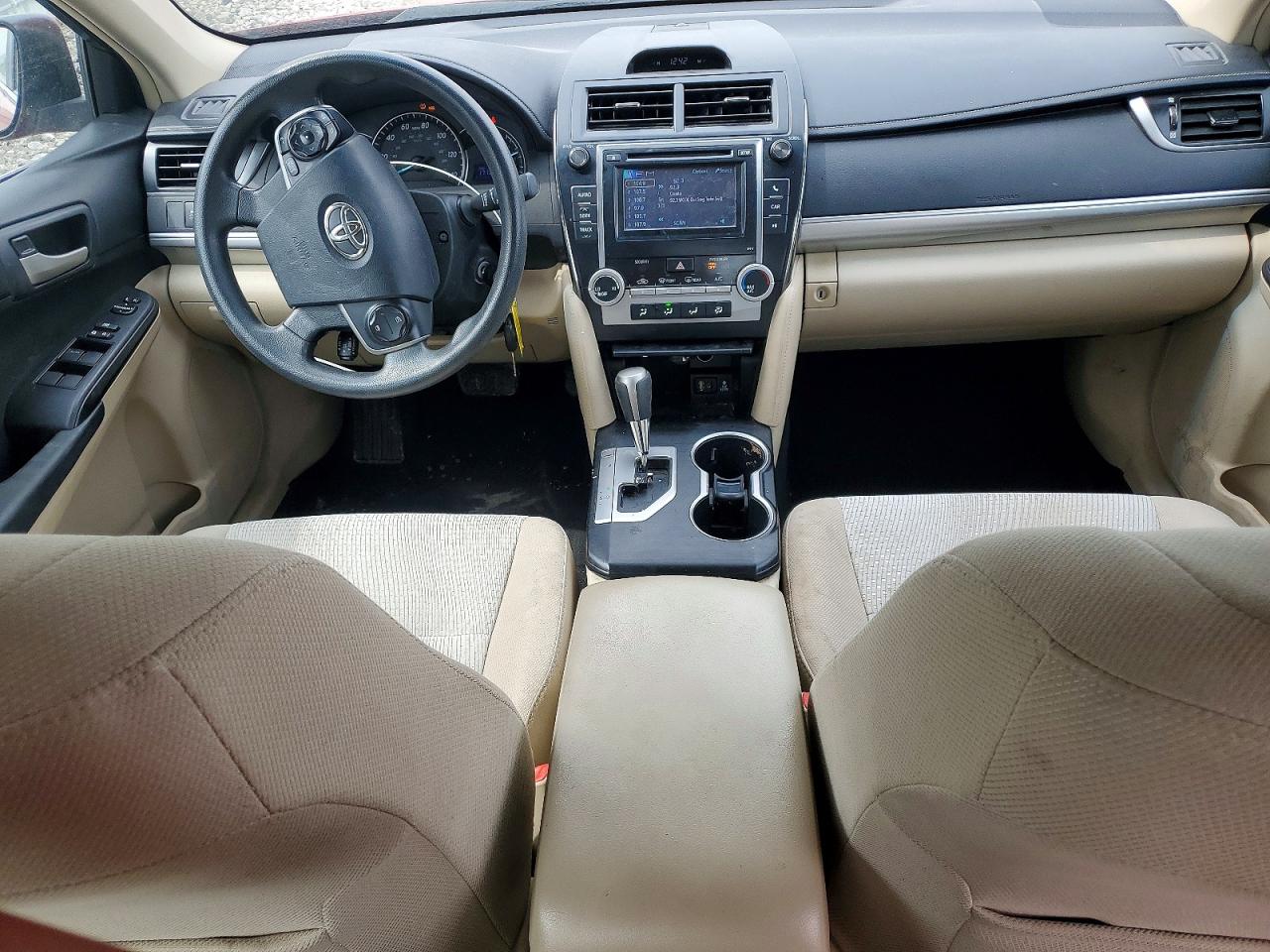 2012 TOYOTA CAMRY LE photo 15