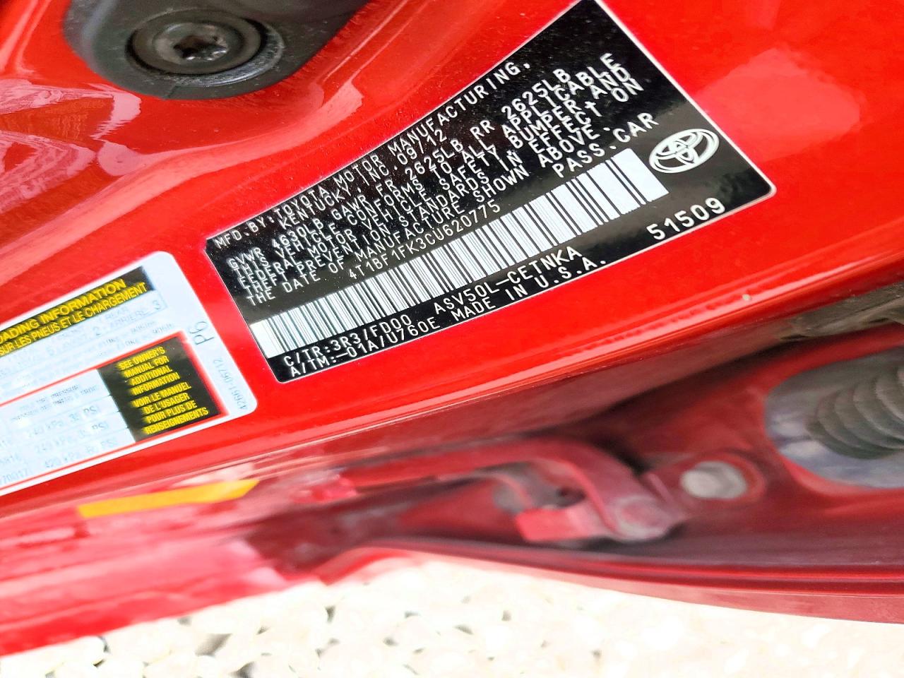 2012 TOYOTA CAMRY LE photo 25