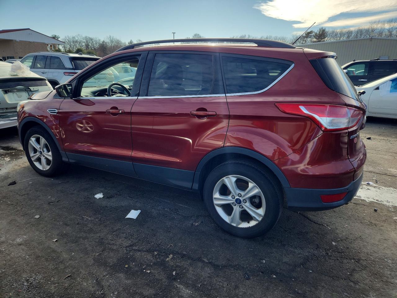 2016 FORD ESCAPE SE photo 2