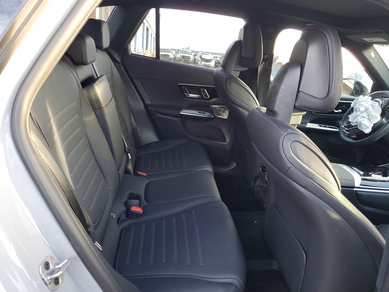 2025 MERCEDES-BENZ GLC 300 4MATIC photo 10
