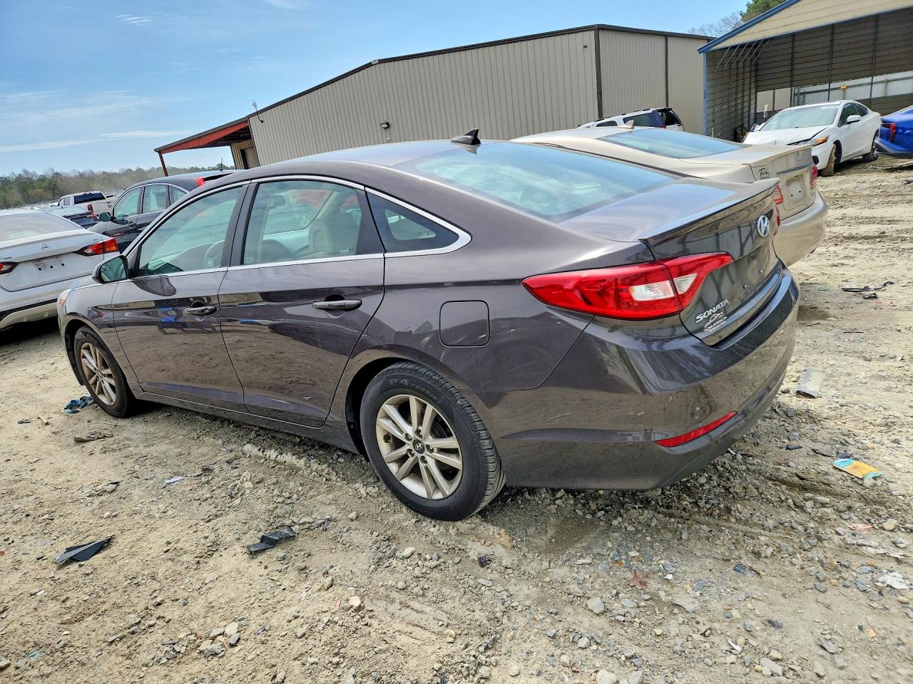 2017 HYUNDAI SONATA SE photo 3