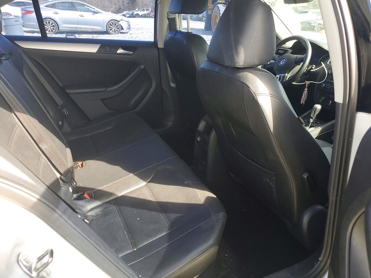 2014 VOLKSWAGEN JETTA SE photo 10