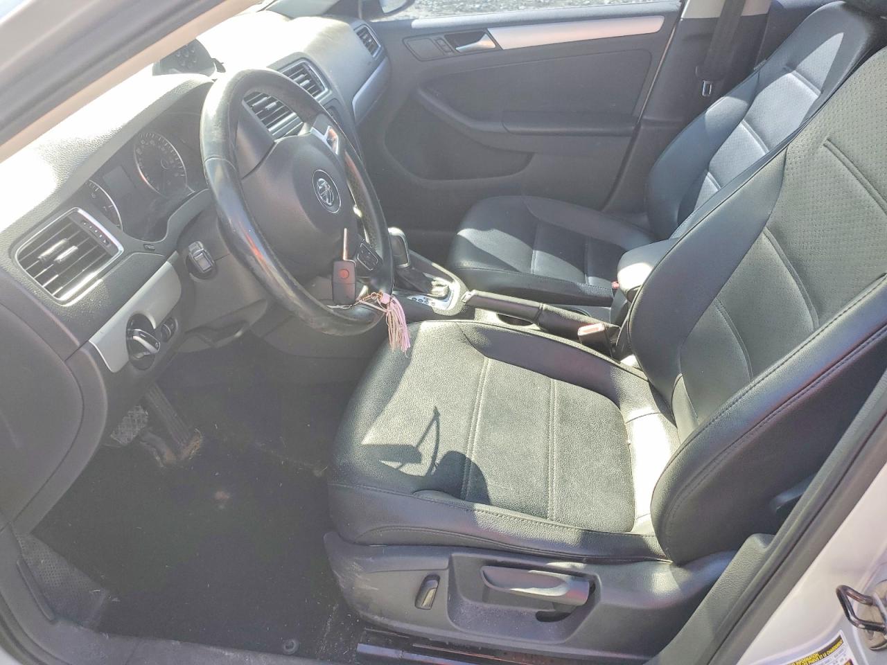 2014 VOLKSWAGEN JETTA SE photo 7