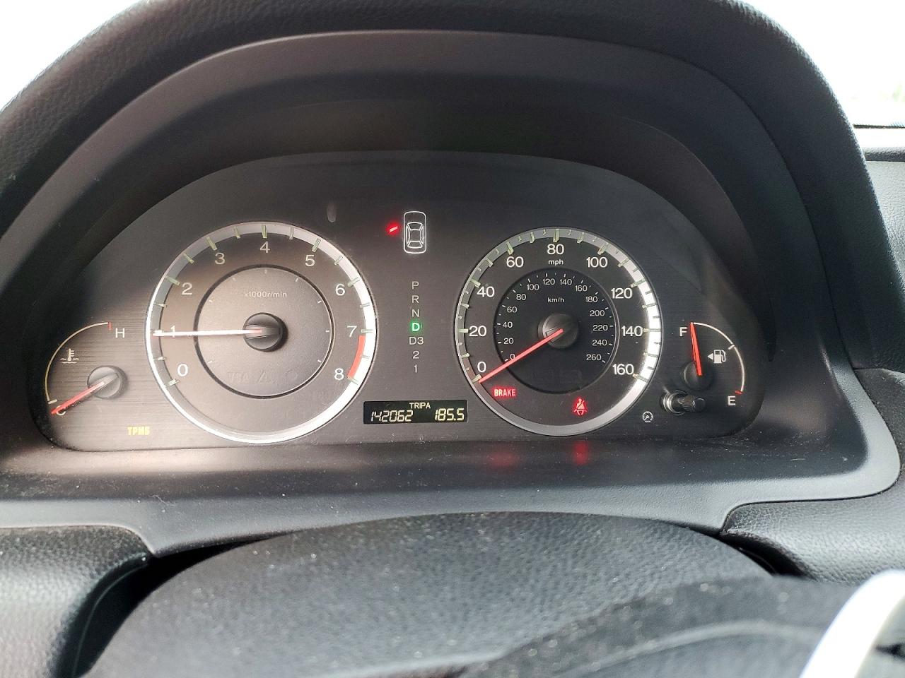 2009 HONDA ACCORD LX photo 9