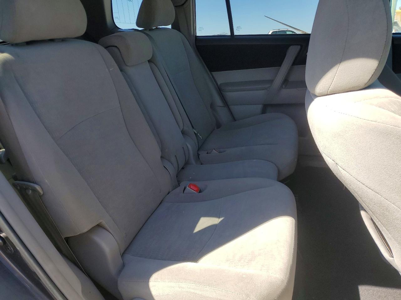 2013 TOYOTA HIGHLANDER PLUS photo 21