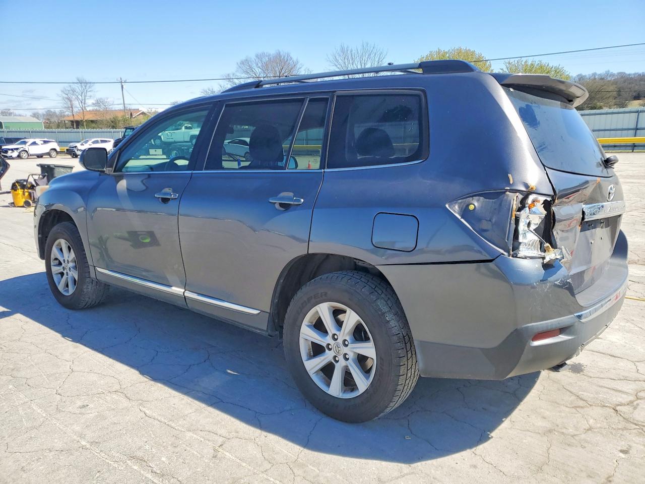 2013 TOYOTA HIGHLANDER PLUS photo 3