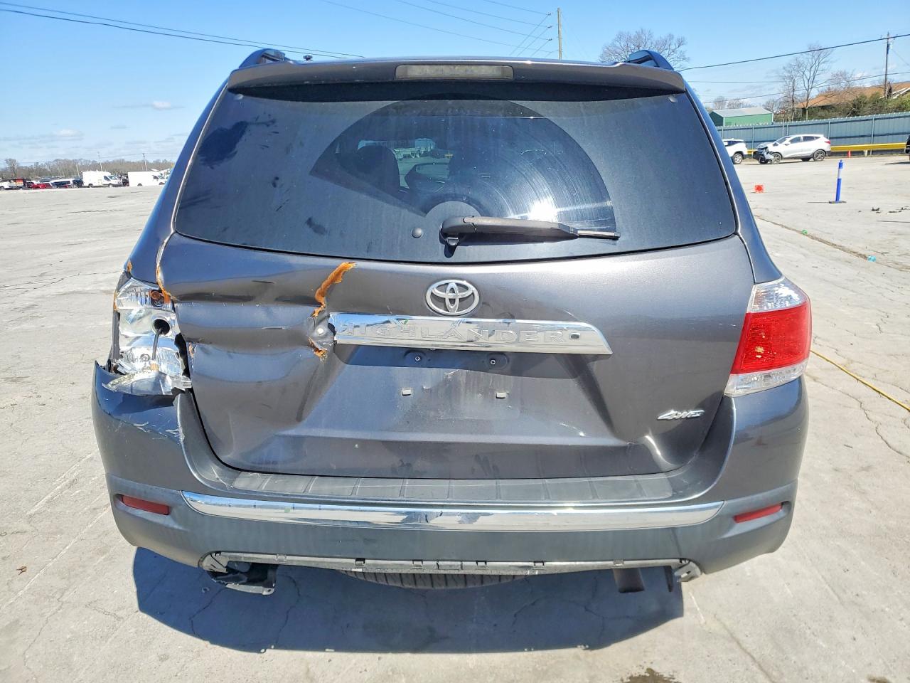 2013 TOYOTA HIGHLANDER PLUS photo 11