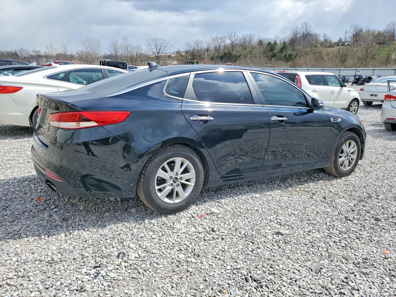 2018 KIA OPTIMA LX photo 3