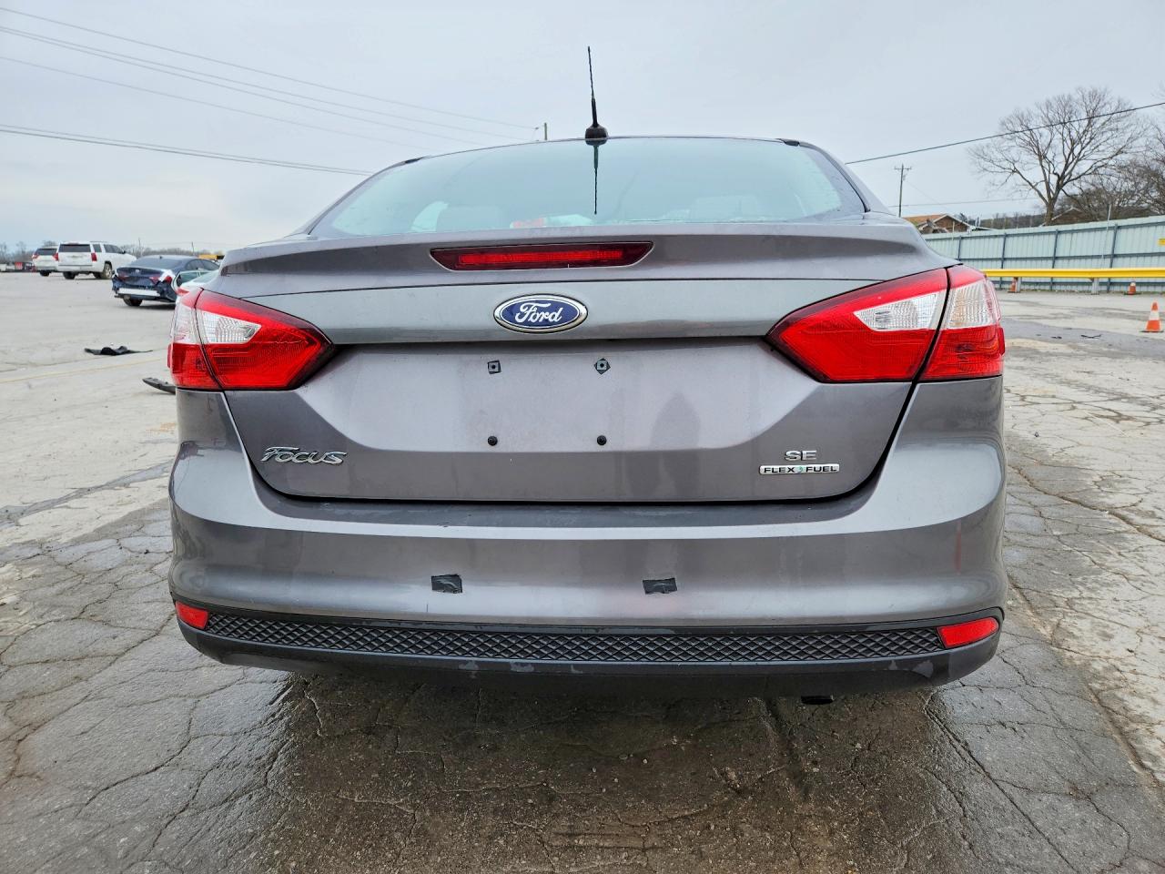 2014 FORD FOCUS SE photo 16