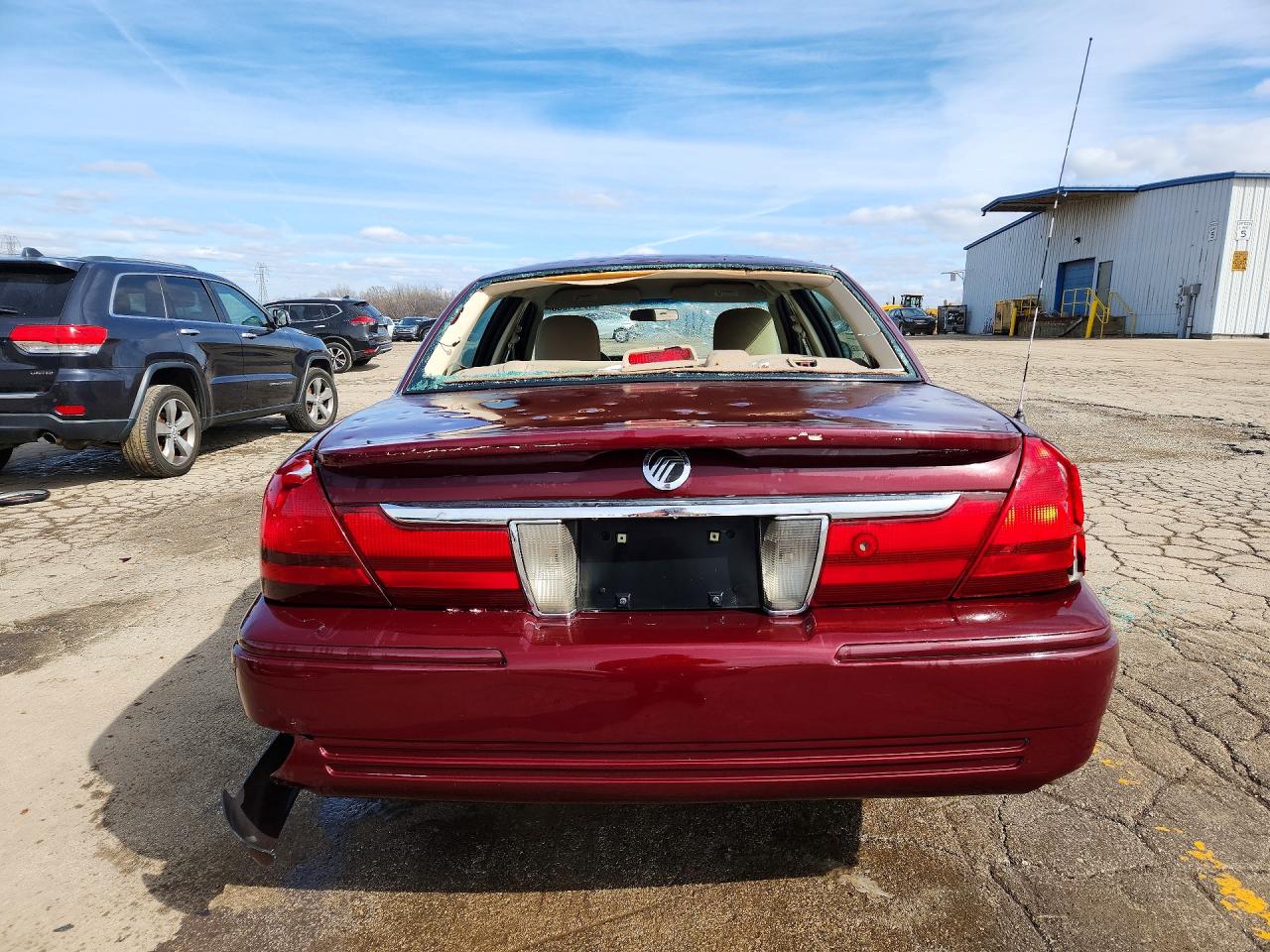 2005 MERCURY GRAND MARQUIS GS photo 6