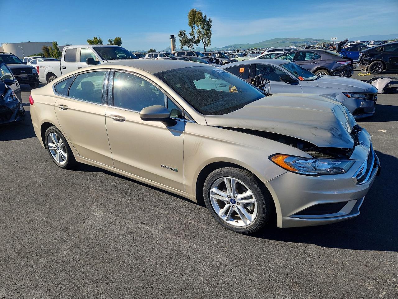 2018 FORD FUSION SE HYBRID photo 4