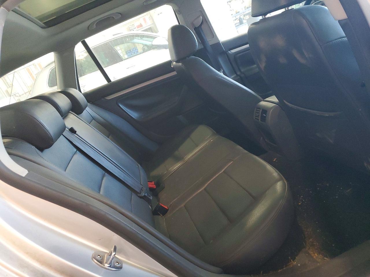 2009 VOLKSWAGEN JETTA SE photo 19