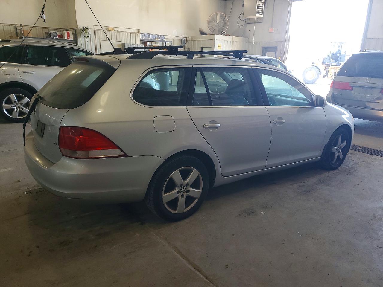 2009 VOLKSWAGEN JETTA SE photo 5